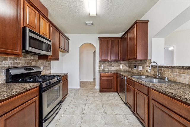 1805 Clover Patch Lane, Alvin, TX 77511