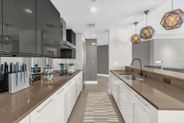 260 S OSCEOLA AVENUE 709, Orlando, FL 32801