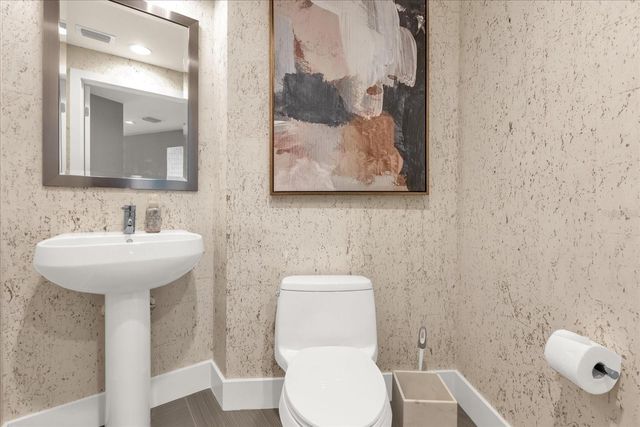 260 S OSCEOLA AVENUE 709, Orlando, FL 32801