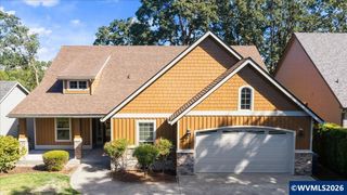 1298 Barnabas St NW, Salem, OR 97304