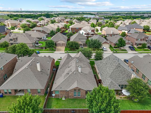183 Charleston Lane, Fate, TX 75189