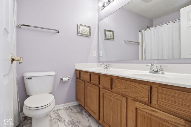 5250 Ivy Hill Drive, Carmel, IN 46033