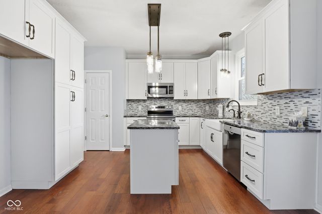 5250 Ivy Hill Drive, Carmel, IN 46033