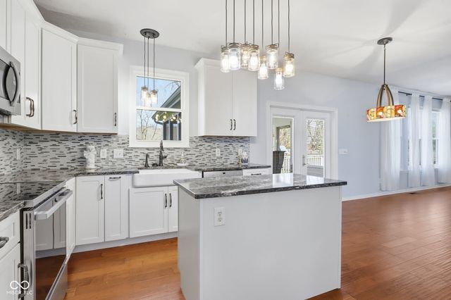 5250 Ivy Hill Drive, Carmel, IN 46033