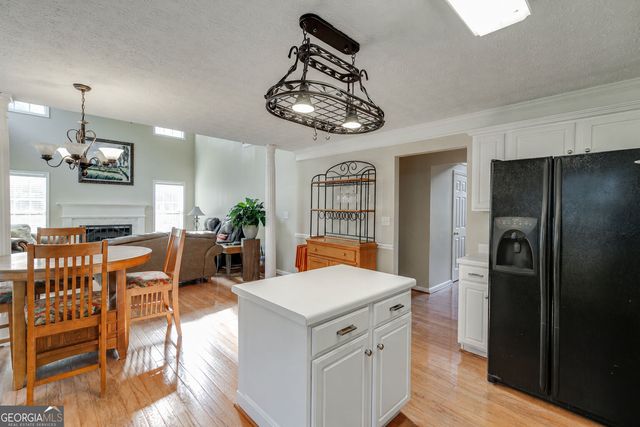1950 E Bay Street, Hoschton, GA 30548