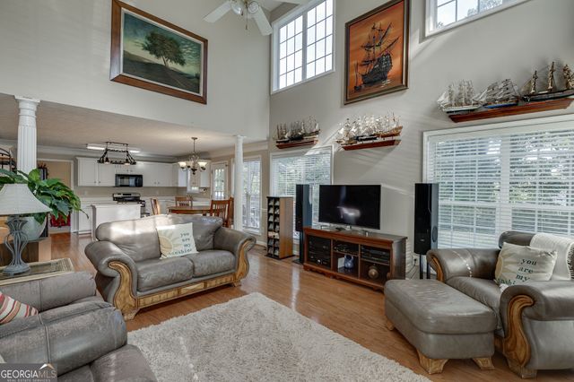 1950 E Bay Street, Hoschton, GA 30548