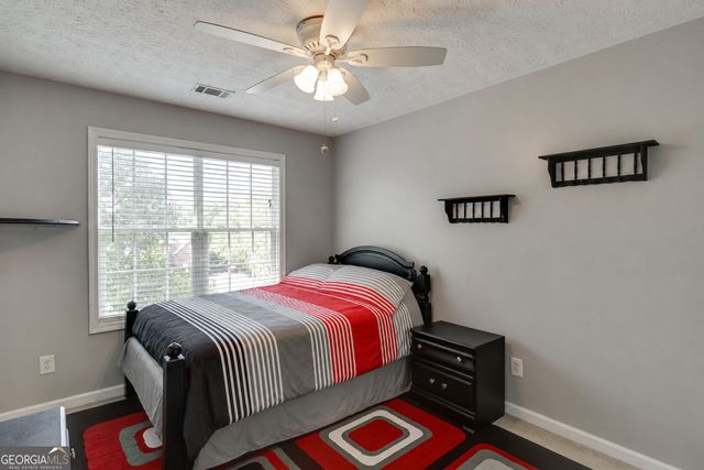 1950 E Bay Street, Hoschton, GA 30548