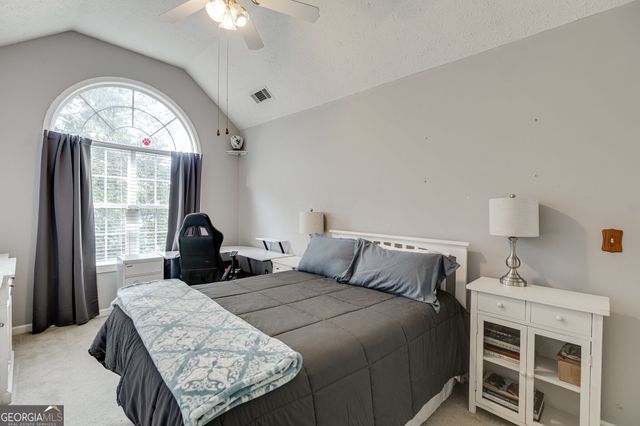 1950 E Bay Street, Hoschton, GA 30548