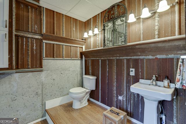 1950 E Bay Street, Hoschton, GA 30548