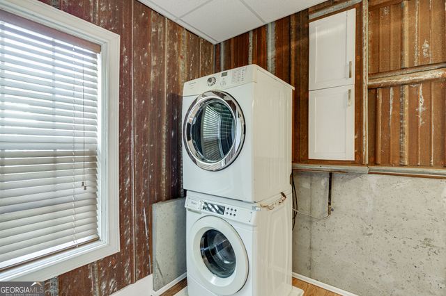1950 E Bay Street, Hoschton, GA 30548