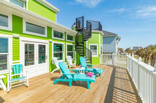 18314 E De Vaca, Galveston, TX 77554