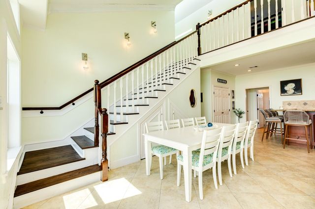 18314 E De Vaca, Galveston, TX 77554