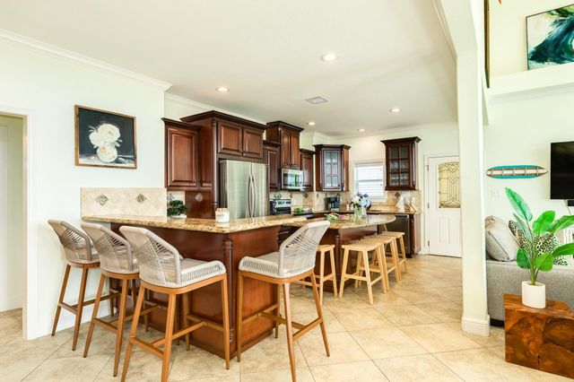 18314 E De Vaca, Galveston, TX 77554