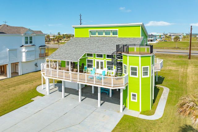 18314 E De Vaca, Galveston, TX 77554