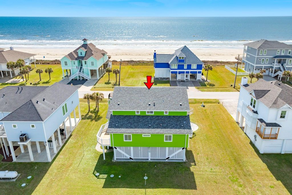 18314 E De Vaca, Galveston, TX 77554