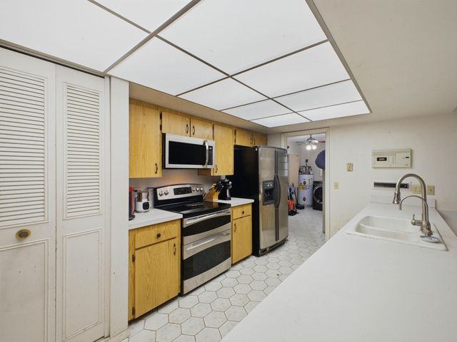 10325 NW 42nd Drive, Coral Springs, FL 33065