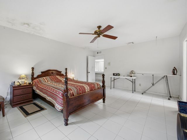 10325 NW 42nd Drive, Coral Springs, FL 33065