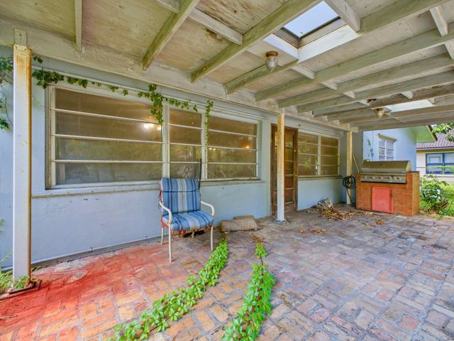 10325 NW 42nd Drive, Coral Springs, FL 33065