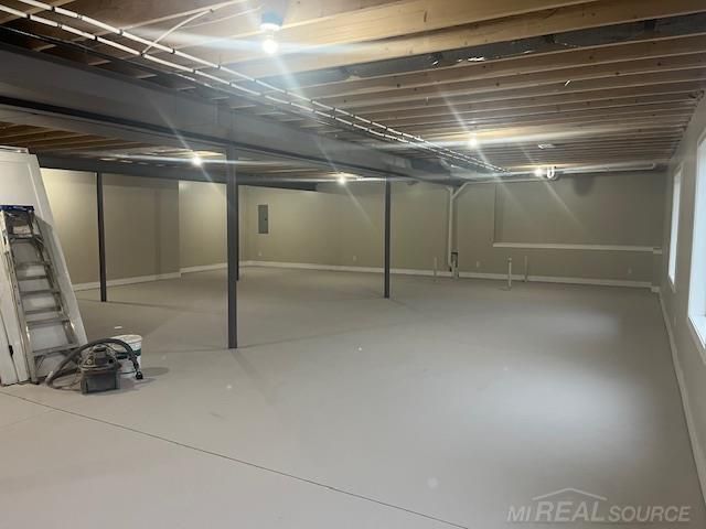 68651 Lake Angela Pointe Street, Richmond, MI 48062