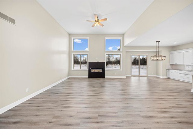 68651 Lake Angela Pointe Street, Richmond, MI 48062