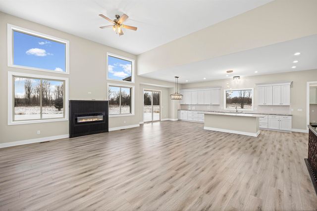 68651 Lake Angela Pointe Street, Richmond, MI 48062