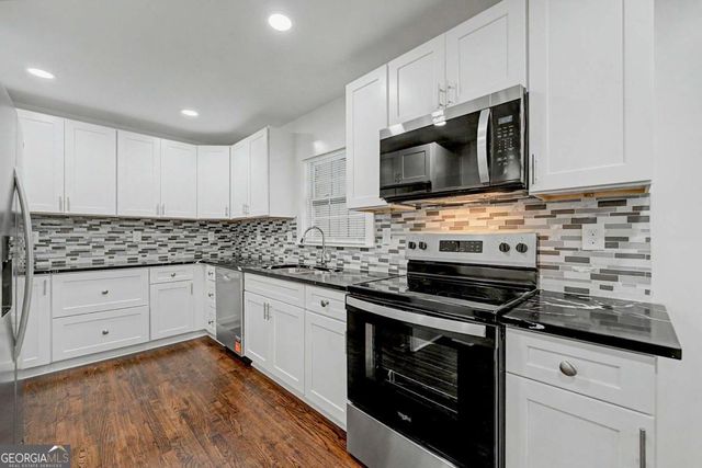 3971 Honeysuckle Drive, Smyrna, GA 30082