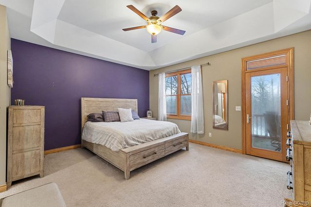 10151 Walnut Shores Drive, Fenton, MI 48430