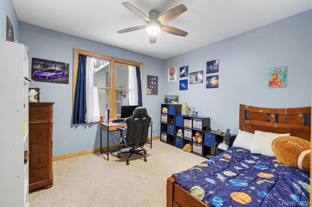 10151 Walnut Shores Drive, Fenton, MI 48430