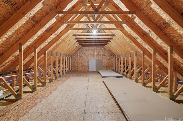 10151 Walnut Shores Drive, Fenton, MI 48430