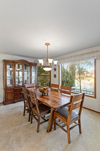 1352 E Park Street, Grants Pass, OR 97527