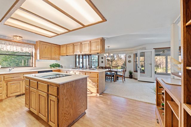 1352 E Park Street, Grants Pass, OR 97527