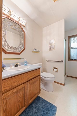 1352 E Park Street, Grants Pass, OR 97527