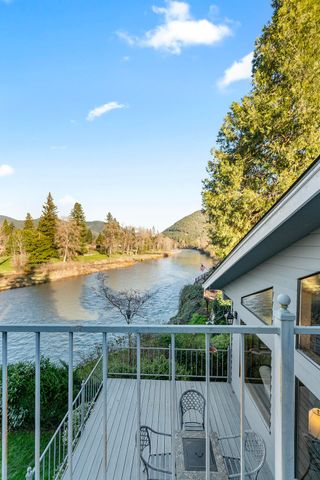 1352 E Park Street, Grants Pass, OR 97527