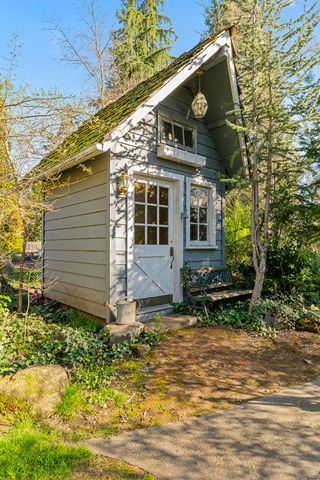 1352 E Park Street, Grants Pass, OR 97527