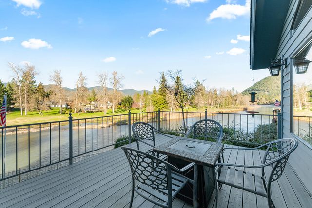 1352 E Park Street, Grants Pass, OR 97527