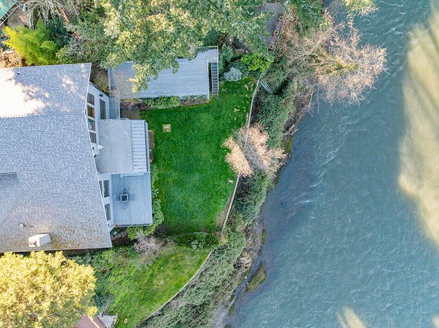 1352 E Park Street, Grants Pass, OR 97527