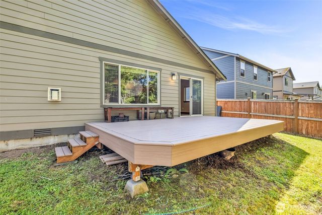 10787 Armada Avenue NW, Silverdale, WA 98383