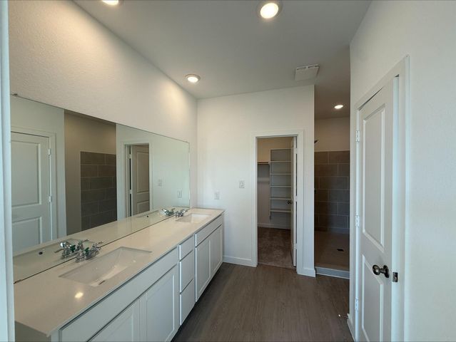 9343 Golden Dorado Lane, Baytown, TX 77521