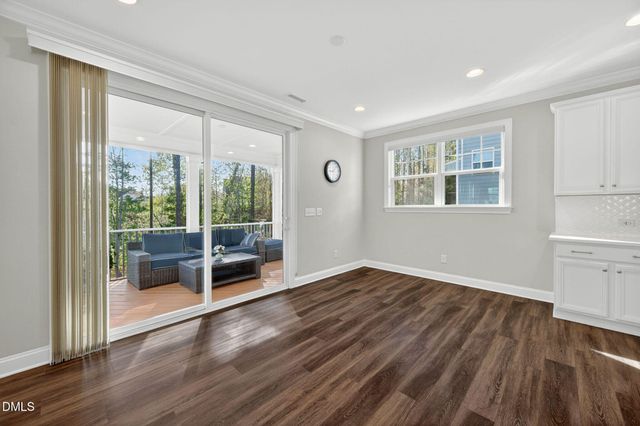 400 White Iris Loop, Cary, NC 27519