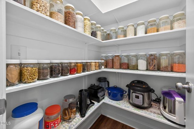 400 White Iris Loop, Cary, NC 27519