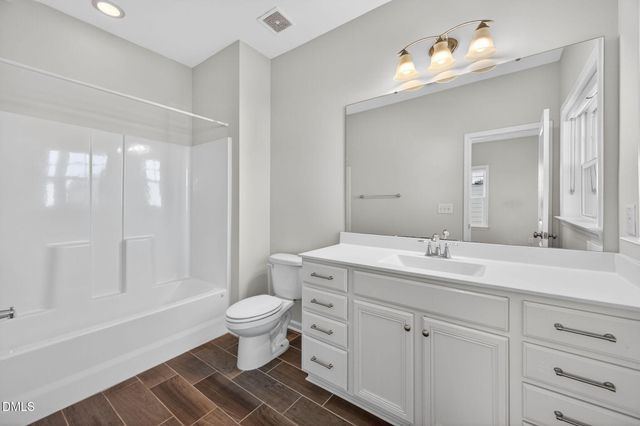 400 White Iris Loop, Cary, NC 27519