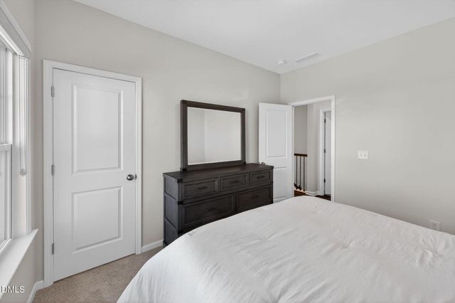 400 White Iris Loop, Cary, NC 27519