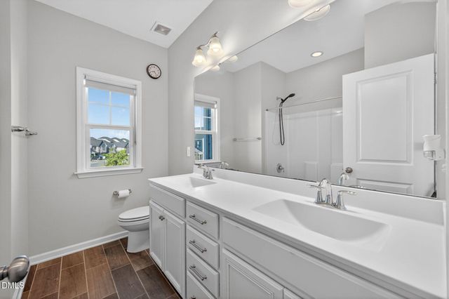 400 White Iris Loop, Cary, NC 27519