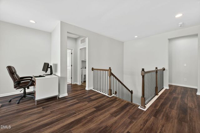 400 White Iris Loop, Cary, NC 27519