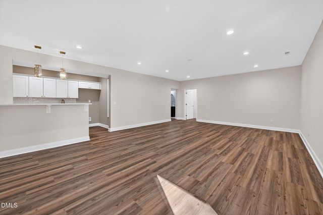 400 White Iris Loop, Cary, NC 27519