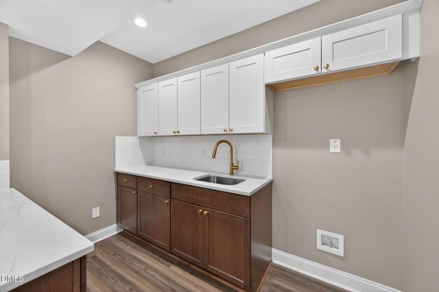 400 White Iris Loop, Cary, NC 27519