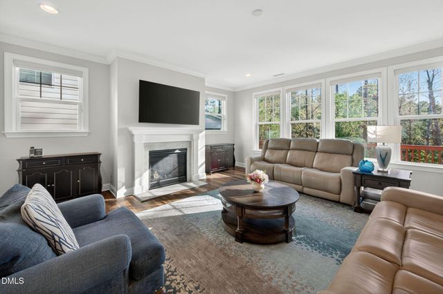 400 White Iris Loop, Cary, NC 27519