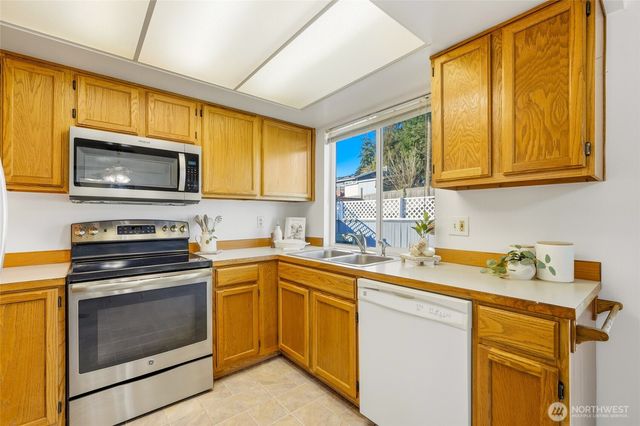 5219 172nd Street SW, Lynnwood, WA 98037