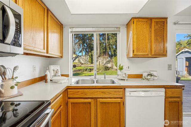 5219 172nd Street SW, Lynnwood, WA 98037