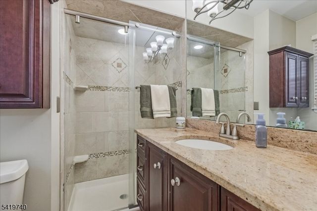 33 Pinkneyville Rd, Sparta Twp., NJ 07871